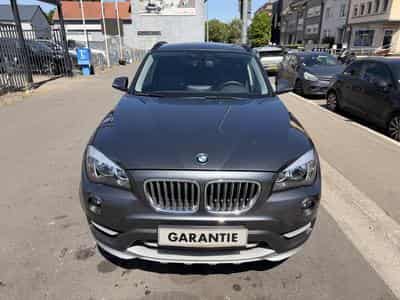 BMW X1 18dA 143 X-line X-drive (2015) - Photo 2