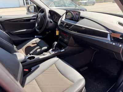 BMW X1 18dA 143 X-line X-drive (2015) - Photo 3