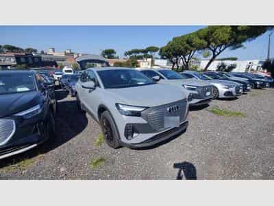 Audi Q4 e-tron Standard (2024) - Photo 2