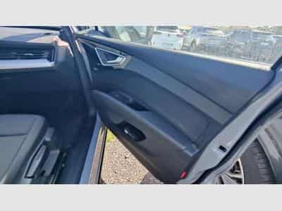 Audi Q4 e-tron Standard (2024) - Photo 8