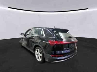 Audi e-tron Advanced (2022) - Photo 4