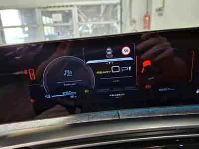 Peugeot 3008 GT (2024) - Photo 4