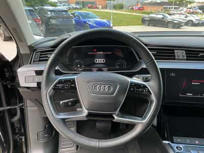 Audi e-tron Standard (2022) - Foto 7