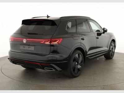 VW Touareg 3.0 TDI 210 kW 4Motion R-Line Final Edition (2026) - Photo 2