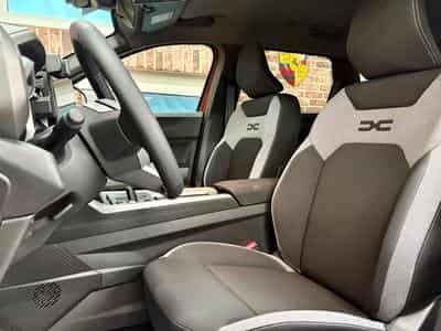 Dacia Bigster Bigster 1.8 Hyb-Ess 155cv Auto JOURNEY (Neuf) (2025) - Photo 5