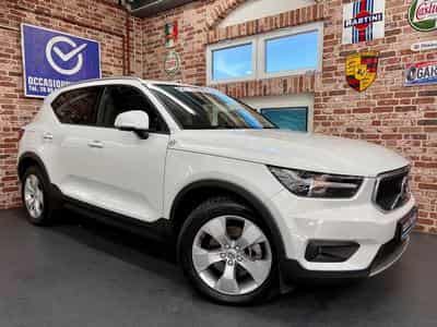 VOLVO XC40 XC40 D4 2.0 190cv Auto AWD MOMENTUM (2020) - Photo 1