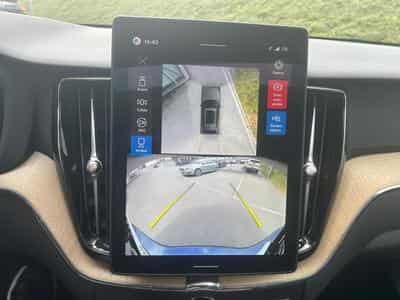 Volvo XC60 FACELIFT T6 Plus Dark / Hybride KIT HIVER INCLUS (2025) - Foto 9