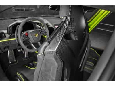 Lamborghini Revuelto AD PERSONAM - VERDE CITREA / ROSSO MARS (2025) - Foto 11