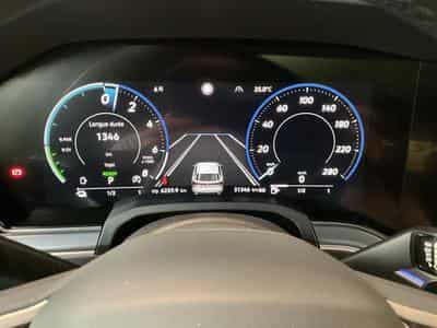 VW Touareg R+V6+4Motion+IQ-Drive+AHK+Luft.+Head.Up (2023) - Photo 11