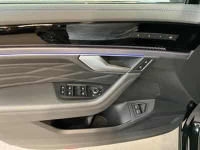 VW Touareg R+V6+4Motion+IQ-Drive+AHK+Luft.+Head.Up (2023) - Photo 14