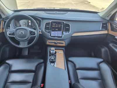 Volvo XC90 B5 AWD 7 PLACES TOIT OUVRANT CUIR GPS CARPLAY (2021) - Photo 11