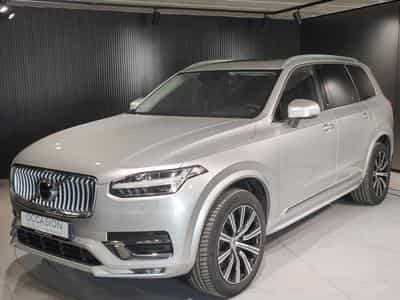 Volvo XC90 B5 AWD 7 PLACES TOIT OUVRANT CUIR GPS CARPLAY (2021) - Photo 6