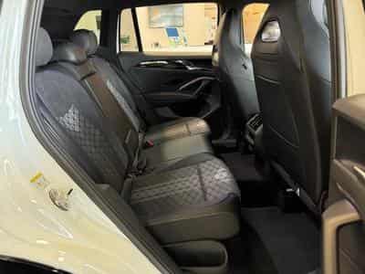 VW Tiguan R-Line 1.5 eTSI 110KW-150CV DSG7 - Garantie 5 ans / 100 000 (2024) - Photo 11