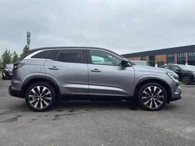 Renault AUSTRAL 1.2 E-TECH FULL HYBRID 200 TECHNO (2024) - Photo 4