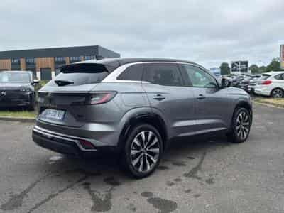 Renault AUSTRAL 1.2 E-TECH FULL HYBRID 200 TECHNO (2024) - Photo 5