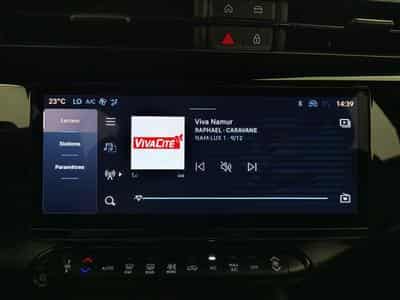 Alfa-Romeo Junior 1.2 Turbo Hybrid Ibrida Speciale (2025) - Photo 11