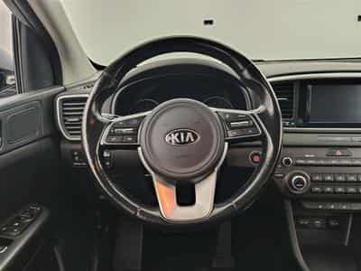 Kia Sportage 1.6i More NAVI / CAMERA / KEYLESS (2019) - Photo 9