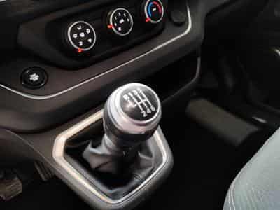 Nissan Primastar 2.0 dCi 30 L1H1 Tekna NV300 (2022) - Foto 13