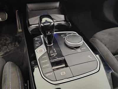 BMW 118 118iA Pack M NAVI / FULL LED / ALCANTARA / PANO (2024) - Foto 12