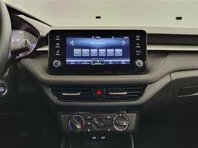 Skoda Fabia 1.0 TSI 95Cv Young Edition CARPLAY / CAMERA / FULL LED / ALU (2025) - Foto 11