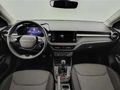 Skoda Fabia 1.0 TSI 95Cv Young Edition CARPLAY / CAMERA / FULL LED / ALU (2025) - Foto 8