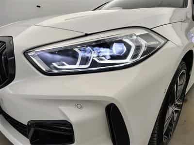 BMW 118 118 d Pack M NAVI / FULL LED / CUIR PARTIEL / CAMERA / JA 18 (2022) - Foto 15