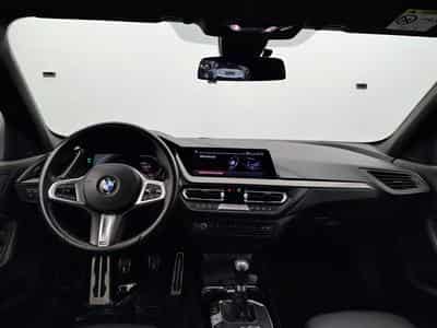 BMW 118 118 d Pack M NAVI / FULL LED / CUIR PARTIEL / CAMERA / JA 18 (2022) - Foto 8