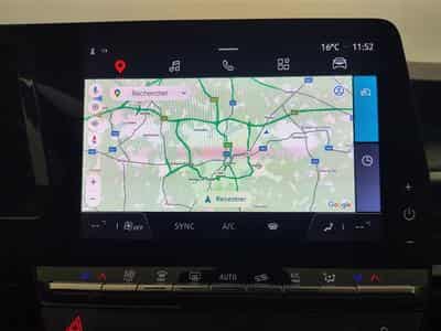 Renault Austral 1.3 T MHEV NAVI / CAMERA / CARPLAY / FULL LED (2024) - Photo 11