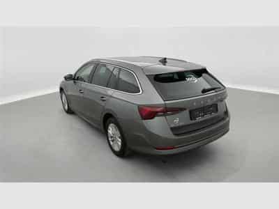 Skoda Octavia 1.0 TSI Clever+ NAVI / FULL LED / JA/PDC (2023) - Photo 2