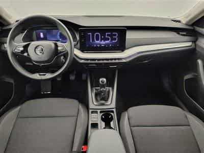 Skoda Octavia 1.0 TSI Clever+ NAVI / FULL LED / JA/PDC (2023) - Photo 8