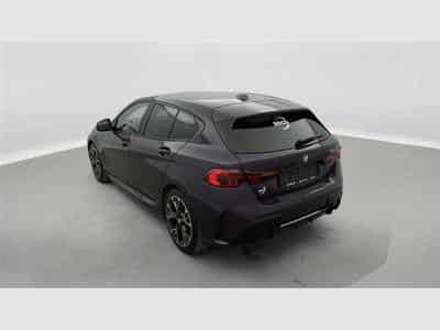 BMW 120 120i **AUTO/PACK M/FULL LED/ALCANTARA/NAVI/CAMERA** (2025) - Photo 2
