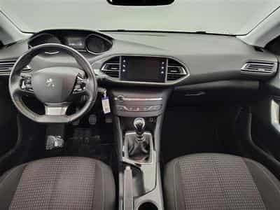 Peugeot 308 1.2 PureTech 110cv Active NAVI / PDC AR / JA 16" (2019) - Photo 8