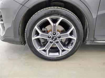 Kia XCeed 1.0 T-GDi Pure ISG (2021) - Photo 6