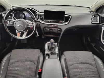 Kia XCeed 1.0 T-GDi Pure ISG (2021) - Photo 8
