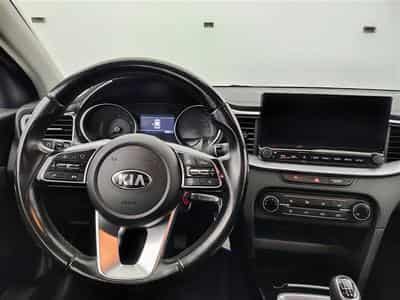 Kia XCeed 1.0 T-GDi Pure ISG (2021) - Photo 9