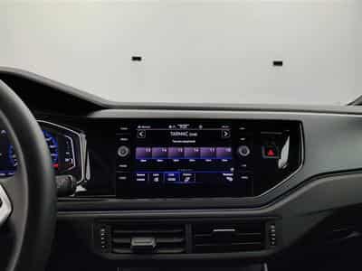 VW Taigo 1.0 TSI 115cv DSG R-Line CARPLAY / FULL LED / CAMERA / JA 18 (2025) - Photo 11