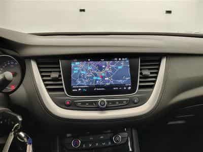 Opel Grandland 1.2 Turbo Edition AT8 NAVI / CLIM / TEL (2020) - Foto 11