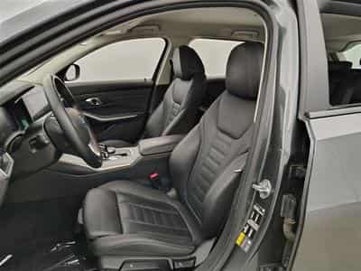 BMW 320 Touring 320eA PHEV Cuir / Navi Cockpit / Led / PDC av+ar (2022) - Foto 7