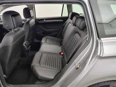 VW Passat TDi SCR Style DSG Cuir / Navi / Led / PDC av+ar (2020) - Foto 13