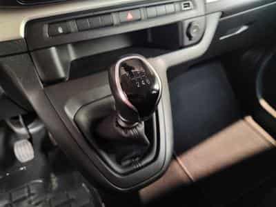 Opel Zafira 1.5 Turbo D 8Pl L2H1 Navi / PDC av+ar (2021) - Foto 12