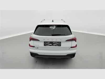 Skoda Kamiq 1.0 TSI 115cv DSG Clever CARPLAY / FULL LED / KEYLESS / CAM (2025) - Foto 5