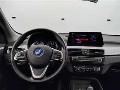 BMW X1 PHEV 1.5iA xDrive25e NAVI / FULL LED / PDC AV-AR (2021) - Foto 9