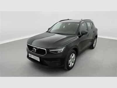 Volvo XC40 1.5 T2 Essential FULL LED/CARPLAY/JA17/PDC (2023) - Foto 1