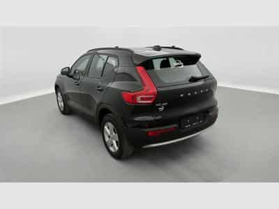 Volvo XC40 1.5 T2 Essential FULL LED/CARPLAY/JA17/PDC (2023) - Foto 2