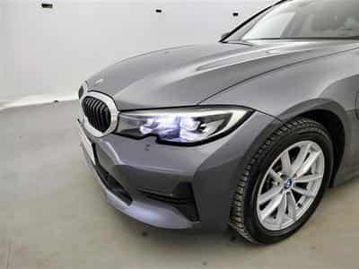 BMW 320 320eA PHEV CUIR/NAVI/FULL LED/JA/PDC (2022) - Foto 15