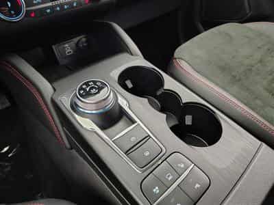 Ford Kuga 2.0 TDCi 120cv PowerShift ST-Line NAVI / FULL LED / CAMERA (2023) - Foto 12