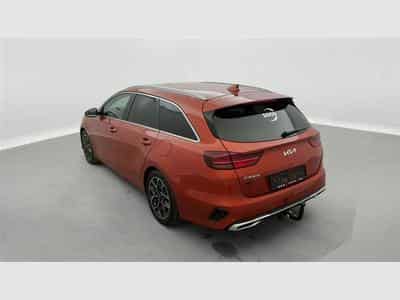 Kia Ceed Sw Ceed SW 1.5 T-GDi GT-Line ISG DCT (2024) - Foto 2