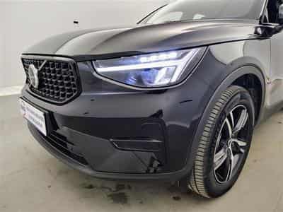 Volvo XC40 2.0 B3 Geartronic NAVI / FULL LED / HARMANN KARDON / CAMERA (2026) - Foto 15
