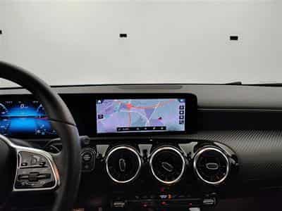 Mercedes A 180 A 180 d Business Solution S-CUIR/NAVI/FULL LED (2022) - Photo 11