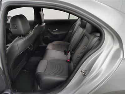 Mercedes A 180 A 180 d Business Solution S-CUIR/NAVI/FULL LED (2022) - Photo 13